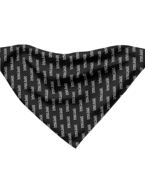 Black Scarf Text